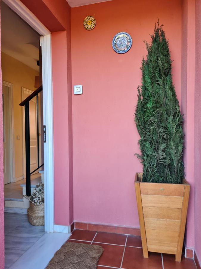 Casa Camino Del Agua Villa Castilleja de la Cuesta Luaran gambar